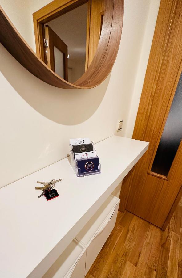 Apartamento Lozano Parzan Bagian luar foto